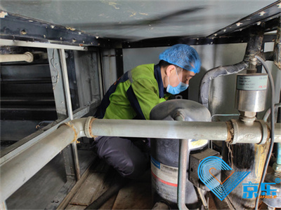 中央空調(diào)不制冷真相 60%故障因風(fēng)機(jī)盤管 2025維保7步省電15%