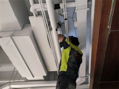 保障飯店衛(wèi)生健康，永安昌盛針對飯店風機盤管清洗操作服務過程